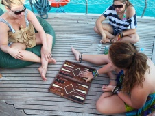 Aprendiendo a jugar al backgammon
